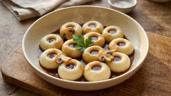 Kluski śląskie jak z domu: sprężyste, z idealną „dziurką” i metodą na ćwiartkę